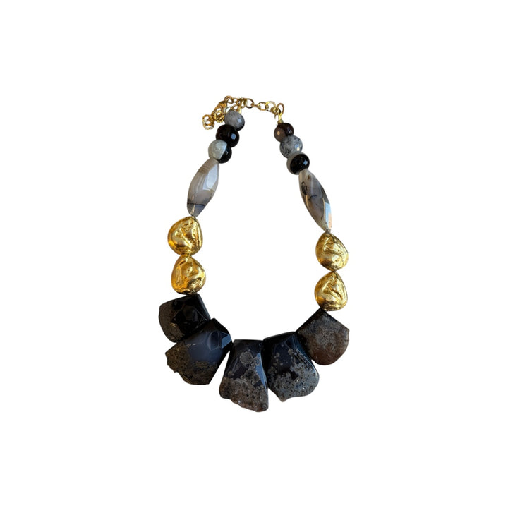 Manolli Midnight Golden Necklace | عقد مانولي ميدنايت
