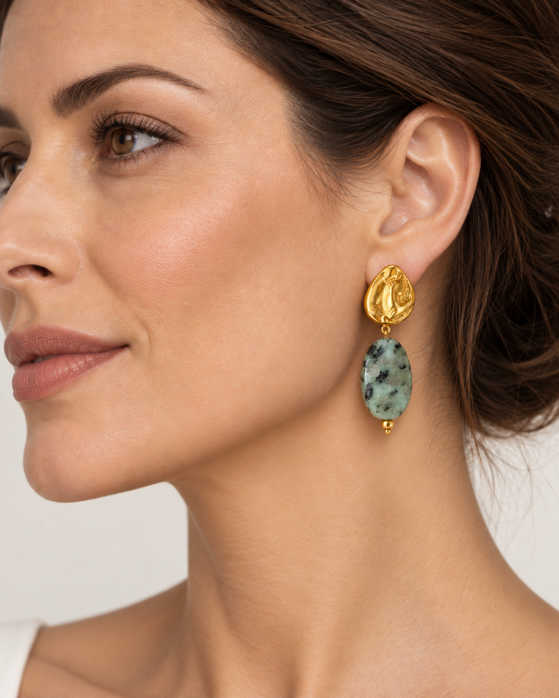 Green Jade & Textured Gold Drop Earrings