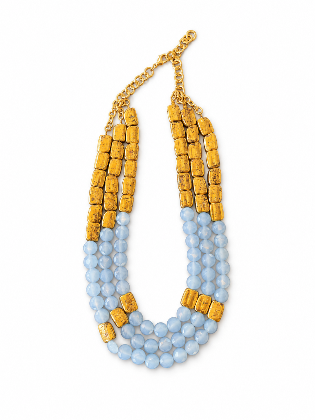 Queen Threads Baby Blue Necklace | عقد خيوط الملكة لبني