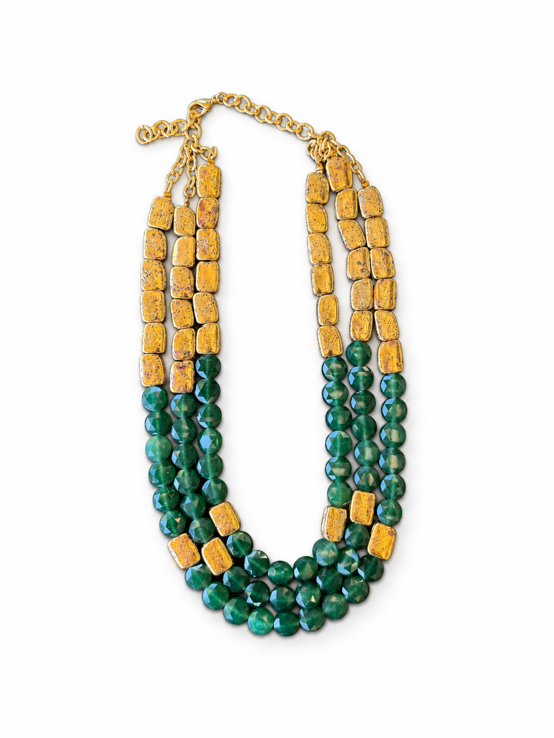 Queen Threads Green Necklace | عقد خيوط الملكة أخضر