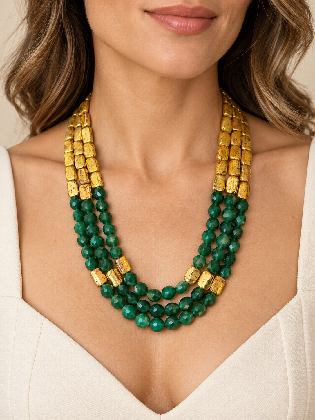 Queen Threads Green Necklace | عقد خيوط الملكة أخضر