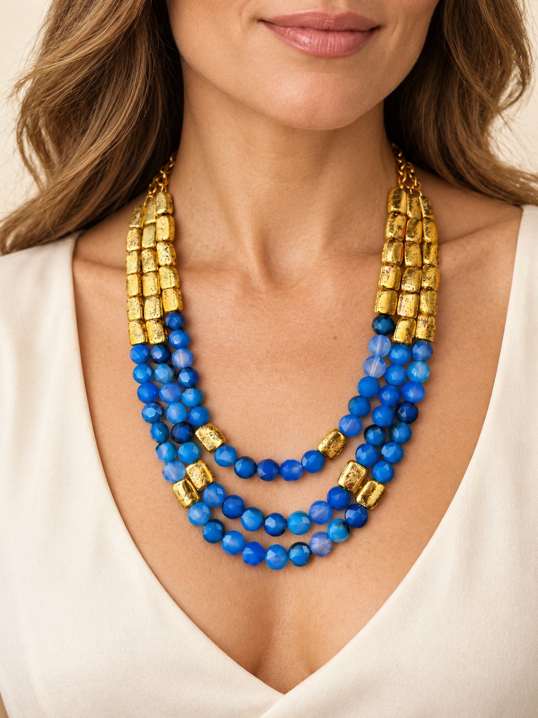 Queen Threads Blue Necklace | عقد خيوط الملكة أزرق