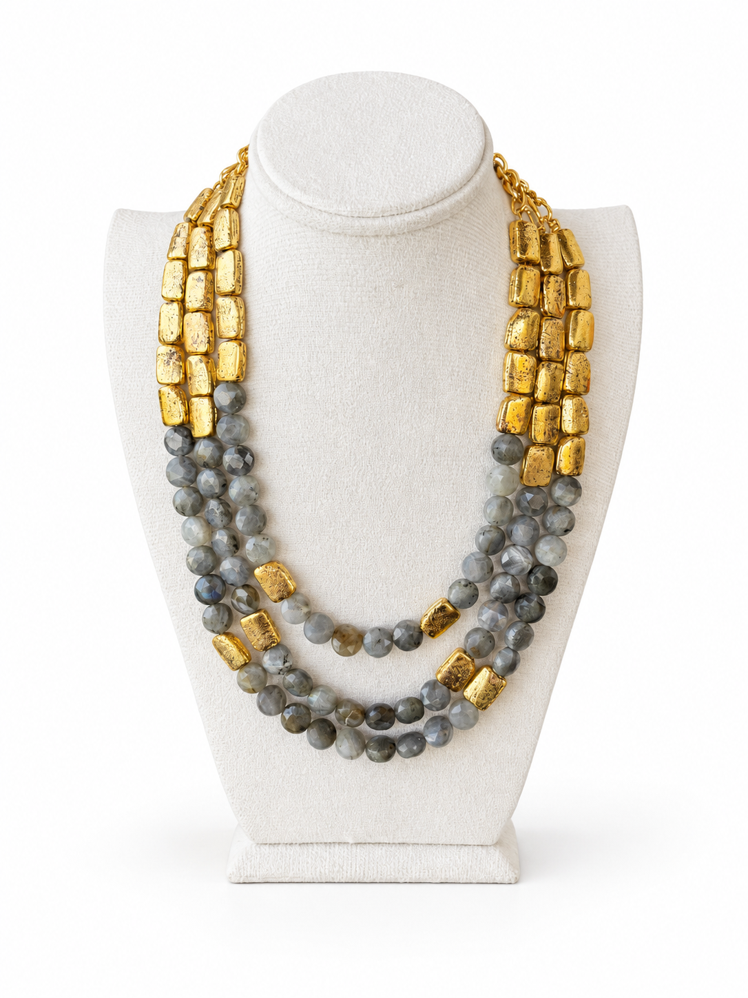 Queen Threads Grey Necklace | عقد خيوط الملكة رمادي