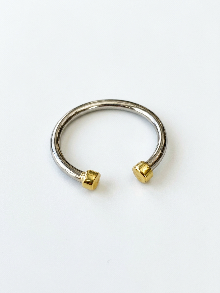 Silver Gap Ring Gold Platted ends-خاتم فضة مطلي ذهب