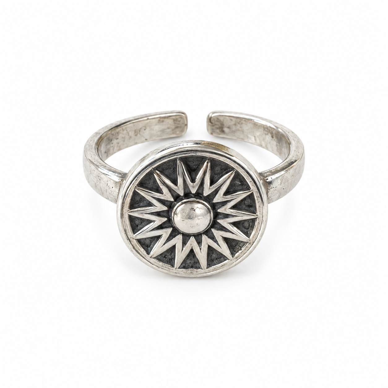 Silver Sun Ring | خاتم فضة على شكل الشمس
