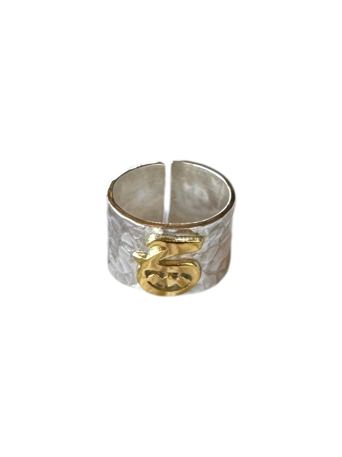 Gold-Plated Arabic Letter Silver Ring (ج) | خاتم فضة بحرف (ج) مطلي بالذهب