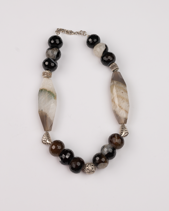 Harmonia Noir Necklace