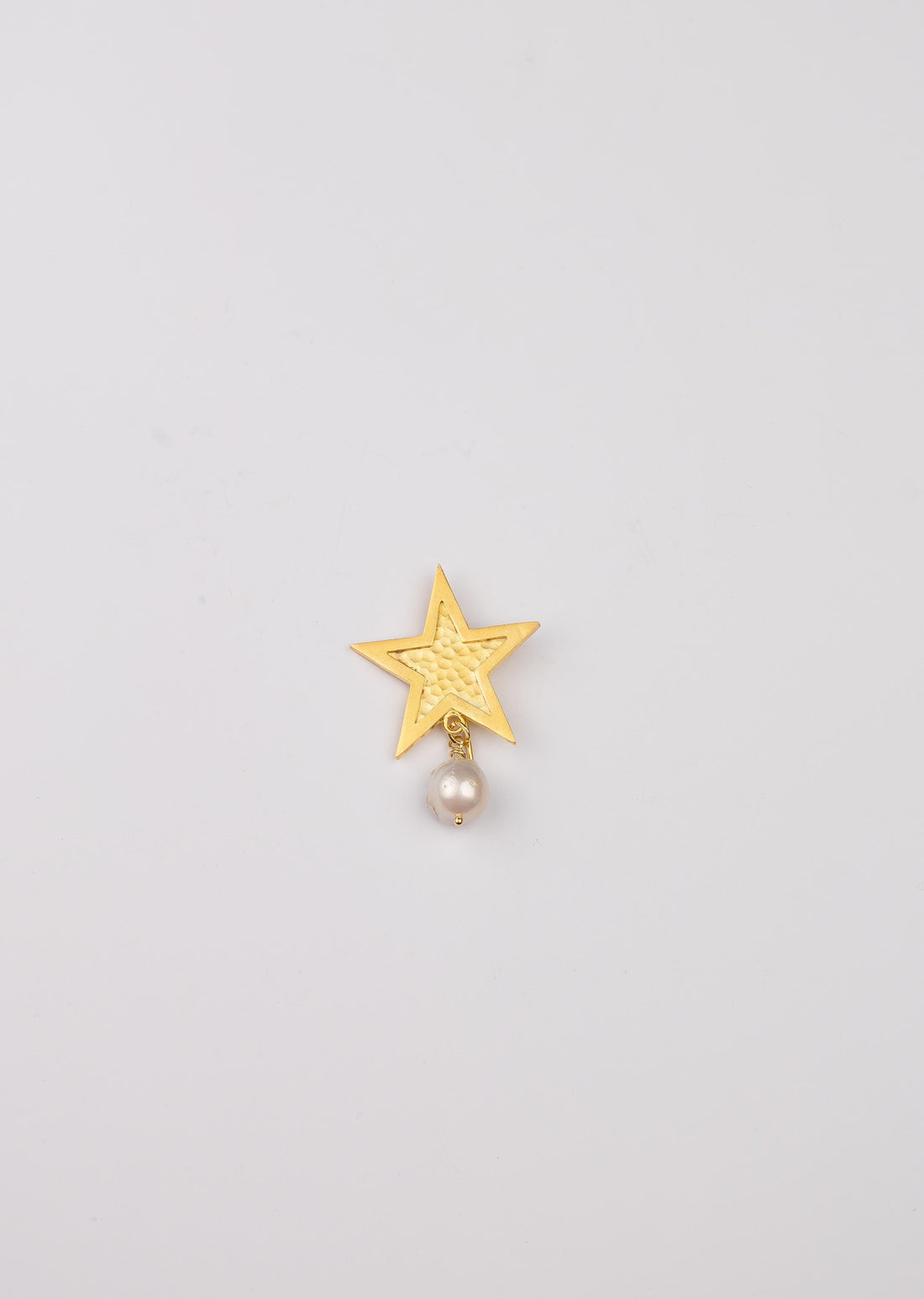 Star Pin with pearl-بروش النجمة