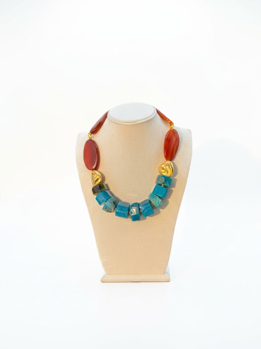 Sea & Stone Agate Necklace